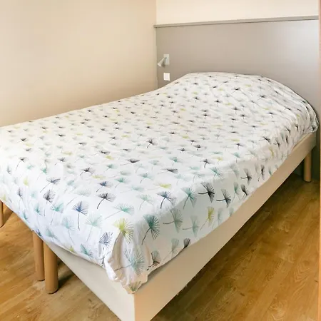Le Petit Gravelot Apartment *